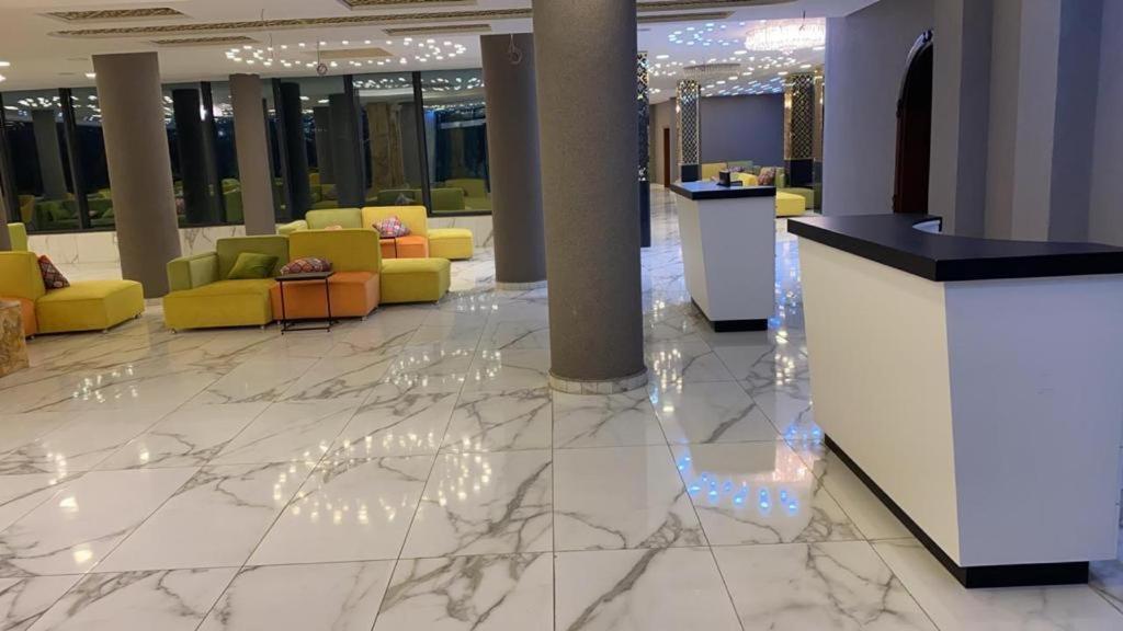 Al Anbat Hotel & Restaurant Ваді-Муса Екстер'єр фото
